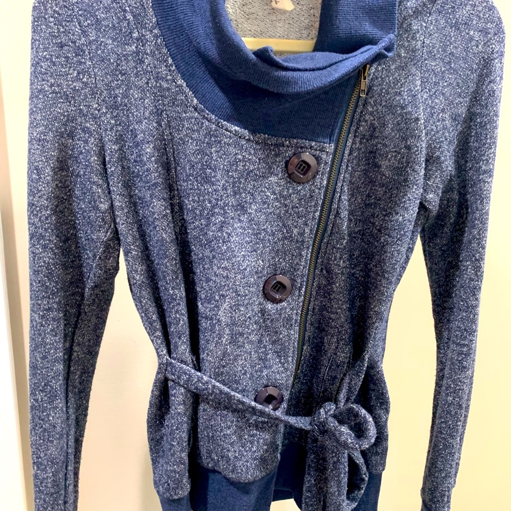 Women’s Blue Zip Up Sweatshirt